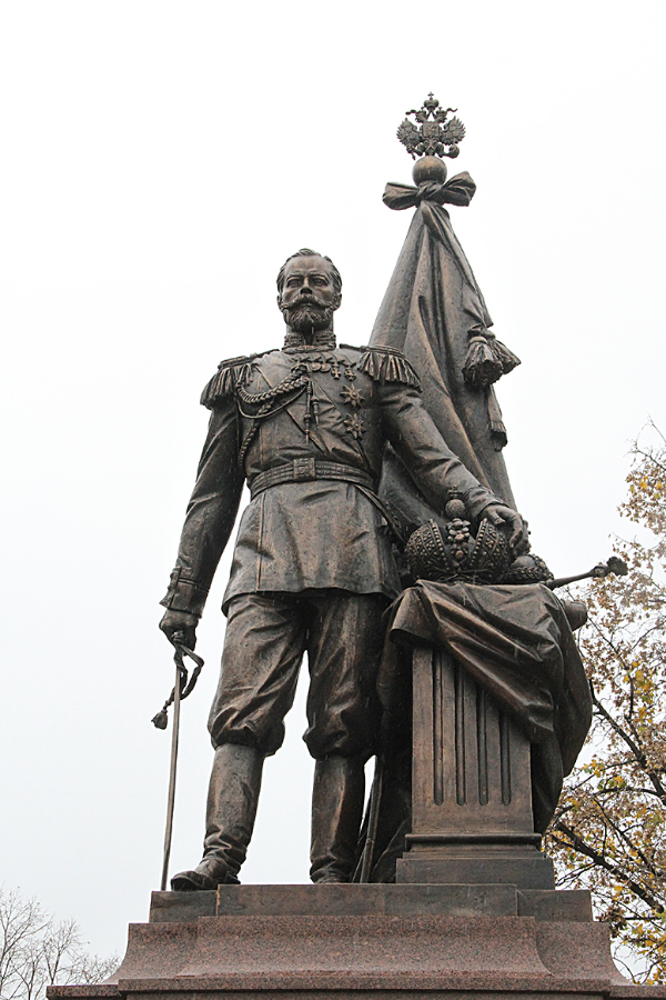 Spomenik ruskom caru Nikolaju II u Beogradu 2